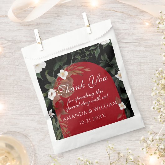 Elegante Schwarz-Weiß-Blütenhochzeit Geschenktütchen (Ausgeschnitten)