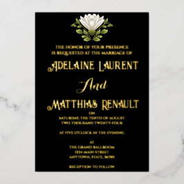 Elegante Schwarz-Weiß-Blütenhochzeit: Kalligraphie Folieneinladung