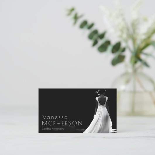 Elegante Schwarz-Weiß-Hochzeitfotografie Visitenkarte (Stehend Vorderseite)