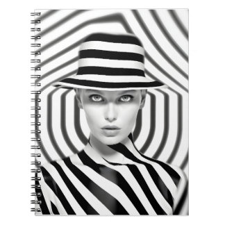 Elegante Schwarz-Weiß-Illustration Notizblock