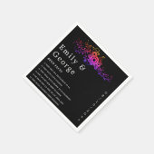 Elegante Schwarz-Weiß-Neon-Foliage-Hochzeit im Her Serviette (Ecke)