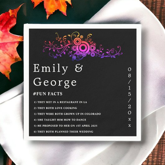 Elegante Schwarz-Weiß-Neon-Foliage-Hochzeit im Her Serviette