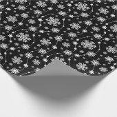 Elegante Schwarz-Weiß-Schneeflocken-Muster Geschenkpapier (Ecke)