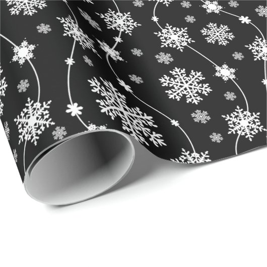 Elegante Schwarz-Weiß-Schneeflocken-Muster Geschenkpapier (Rolleneckpunkt)