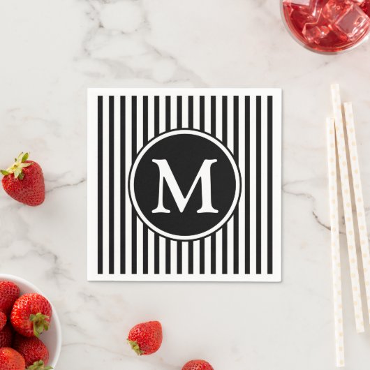 Elegante Schwarz-Weiß-Streifen in Monogramm Serviette (Beispiel)