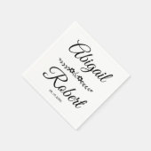 Elegante Schwarz-Weiß-Typografie Serviette (Ecke)