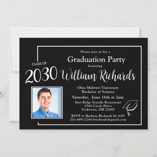 Elegante Schwarz-weiße 4-Foto-Graduierungspartei Einladung (Vorderseite)