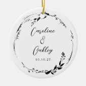 Elegante Schwarz-weiße Blumenzeremonie Keramik Ornament (Vorne)