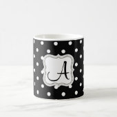 Elegante schwarze Polka-Punkte mit Monogramm Anfan Kaffeetasse (Mittel)