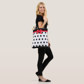Elegante schwarze Polka Punkte mit rotem Band Tasche (Am Model)