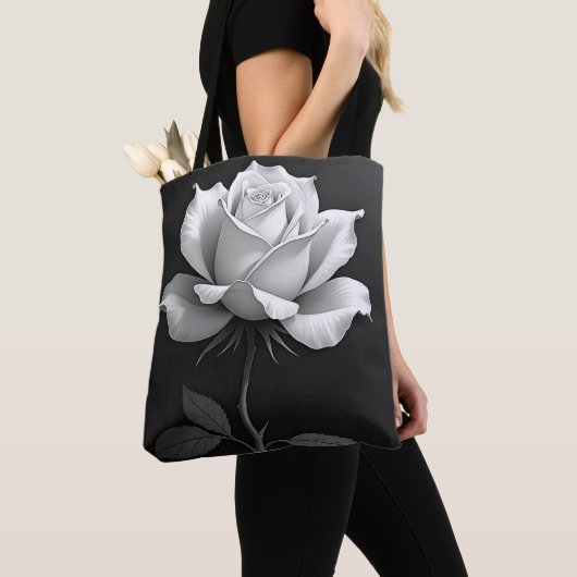 Elegante schwarze Tasche mit weißer Rose (Von Nahem)