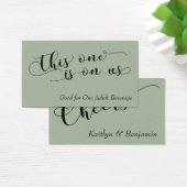 Elegante schwarze Typografie auf Sage Drink Ticket (Schreibtisch)