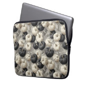 Elegante schwarze und weiße Pumpkins Laptopschutzhülle (Vorderseite Links)