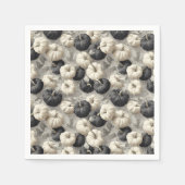 Elegante schwarze und weiße Pumpkins Serviette (Vorderseite)