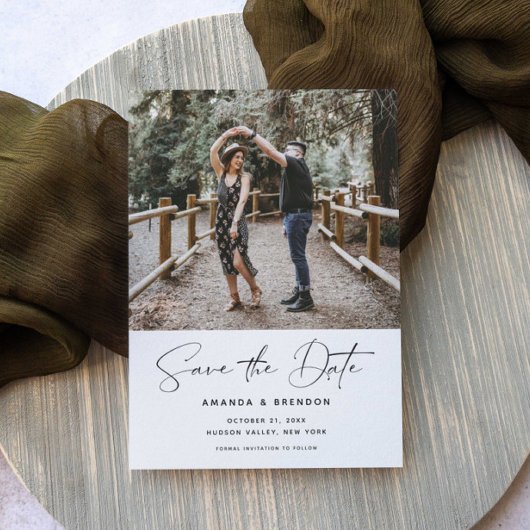 Elegante Script Barn Wedding Save the Date