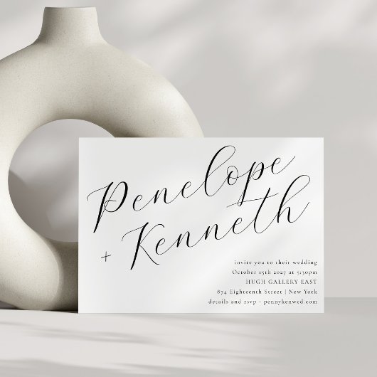Elegante Script Calligraphy Modern White Wedding Einladung