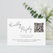 Elegante Script Calligraphy QR Code Wedding RSVP (Stehend Vorderseite)