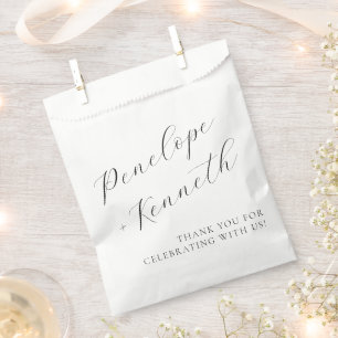 Elegante Script Calligraphy White Wedding Custom Geschenktütchen