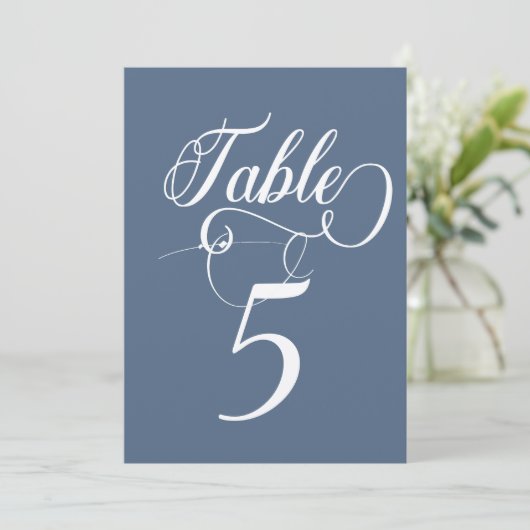 Elegante Script Classic Wedding Tischnummern (Stehend Vorderseite)