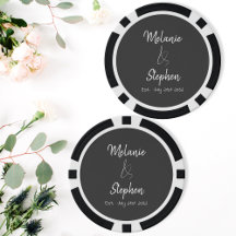 Elegante Script Couple Names Date Typogray