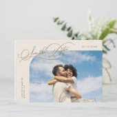 Elegante Script Creme-Rahmen-Foto Save The Date (Stehend Vorderseite)