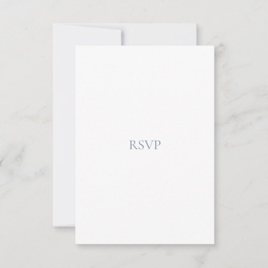 Elegante Script Dusty Blue & White RSVP Card (Vorderseite)