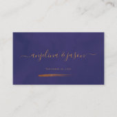 Elegante Script Emerald Lila und Gold Wedding Platzkarte (Vorderseite)