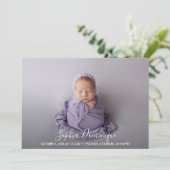 Elegante Script Foto Collage Birth Ankündigung (Stehend Vorderseite)