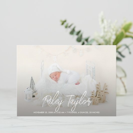 Elegante Script Foto Collage Geburtshinweise (Stehend Vorderseite)