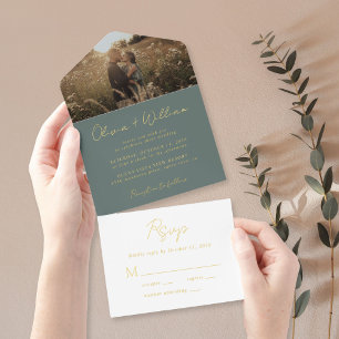 Elegante Script Foto Sage Green Wedding All-in-One-Einladung