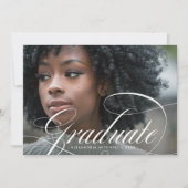 Elegante Script Graduate | Foto Grad Party Einladung (Vorderseite)