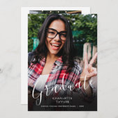 Elegante Script Graduate Foto Graduation Party Einladung (Vorne/Hinten)