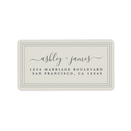 Elegante Script Gray Wedding Rücksendeadresse Adressaufkleber (Vorne)