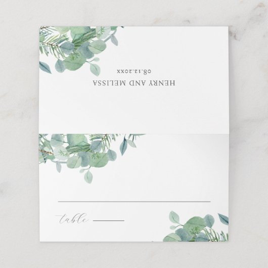 Elegante Script Greenery Blätter Eucalyptus Weddin Platzkarte (Außenseite Aufgefaltet)