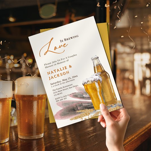 Elegante Script-Liebe ist Brewing Couples Shower Einladung