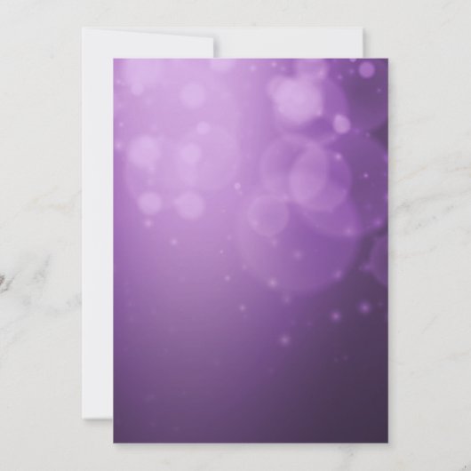 Elegante Script-Liebe Lila Lights Moderne Hochzeit Einladung (Rückseite)