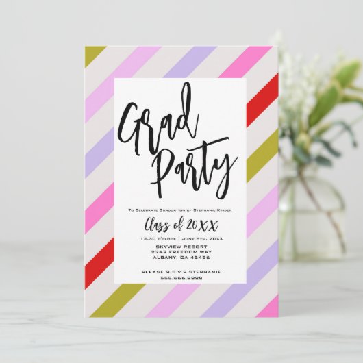 Elegante Script Minimalistisch Graduation Party Einladung (Stehend Vorderseite)