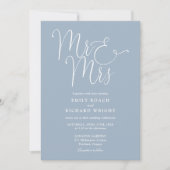 Elegante Script Mr. and Mrs. Foto Dusty Blue Weddi Einladung (Vorderseite)