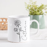 Elegante Script Name June Birth Month Blume Rose Kaffeetasse<br><div class="desc">Elegante,  minimalistische und moderne schwarze Hand gezeichnete Rose,  Juni Geburt Monat Blume mit individualisierbarem Namen in elegantem Drehbuch,  personalisiertes Geschenk für jeden Anlass,  einschließlich Geburtstage,  Geschenke für Brautmädchen,  beste Freunde,  Weihnachten und mehr.</div>