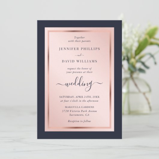 Elegante Script Navy Blue Blush Rose Gold Wedding Einladung (Stehend Vorderseite)