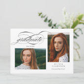 Elegante Script QR Code 3 Foto Graduation Party Einladung (Stehend Vorderseite)