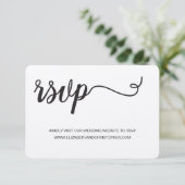 Elegante Script QR Code Generator Hochzeitswebsite RSVP Karte (Stehend Vorderseite)