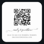 Elegante Script QR Code Wedding Website Quadratischer Aufkleber<br><div class="desc">Elegante Script QR Code Hochzeitsseite. Ein elegantes Skript mit Swashes für Ihre Namen. Der Text kann leicht personalisiert werden. Ändern Sie einfach die Beispiel-URL in der Vorlage mit Ihrer eigenen URL Ihrer gewählten Seite Ihrer Hochzeit-Website und Ihr QR-Code wird automatisch generiert, um das Beispiel-Code in der Gestaltung zu aktualisieren, ...</div>