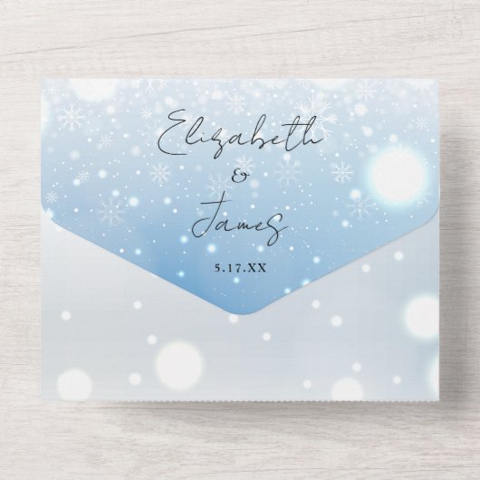 Elegante Script Snowflakes Winterhochzeit All In One Einladung (Rückseite)