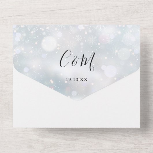 Elegante Script Snowflakes Winterhochzeit All In One Einladung (Rückseite)