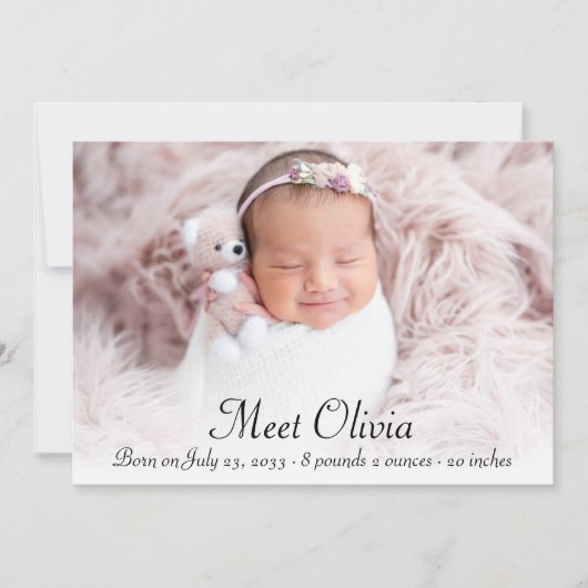 Elegante Script Stats Foto Collage Baby Girl Birth Ankündigung (Vorderseite)