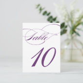 Elegante Script-Tischnummer Postcard | Lila 520C Postkarte (Stehend Vorderseite)