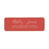 Elegante Script Warm Red Wedding Rücksendeadresse (Vorne)