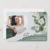 Elegante Script White-Blume | Modernes Foto Grad Ankündigung (Vorderseite)