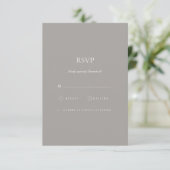 Elegante Script White & Gray RSVP-Karte RSVP Karte (Stehend Vorderseite)